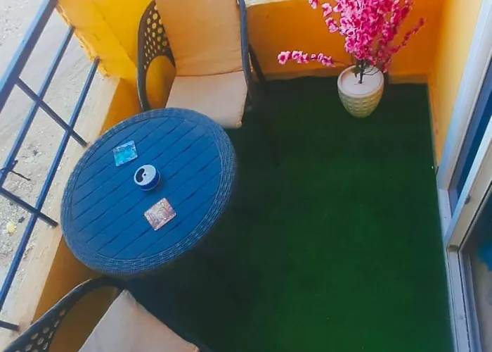 Wavesong Whispers Flat Where Enjoy Seaview With The Price And Enjoy Speedy Wifi For Forigners Only ممنوع المصريين